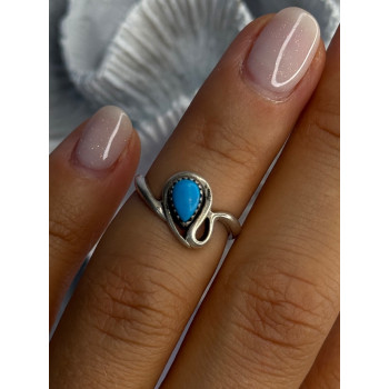 925 Sterling Silver Turquoise Ring Size 4