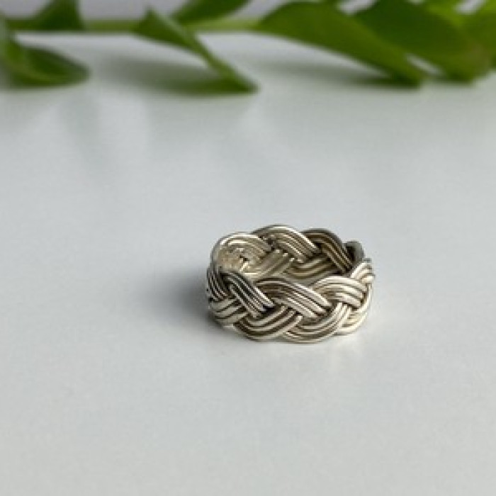 Vintage 925 Sterling Silver Ring Size 6.5