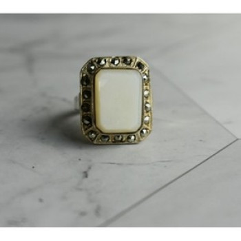 925 Sterling Silver Mother Of Pearl & Marcasites Ring Size 6.5