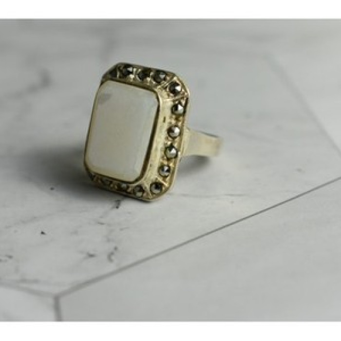 925 Sterling Silver Mother Of Pearl & Marcasites Ring Size 6.5