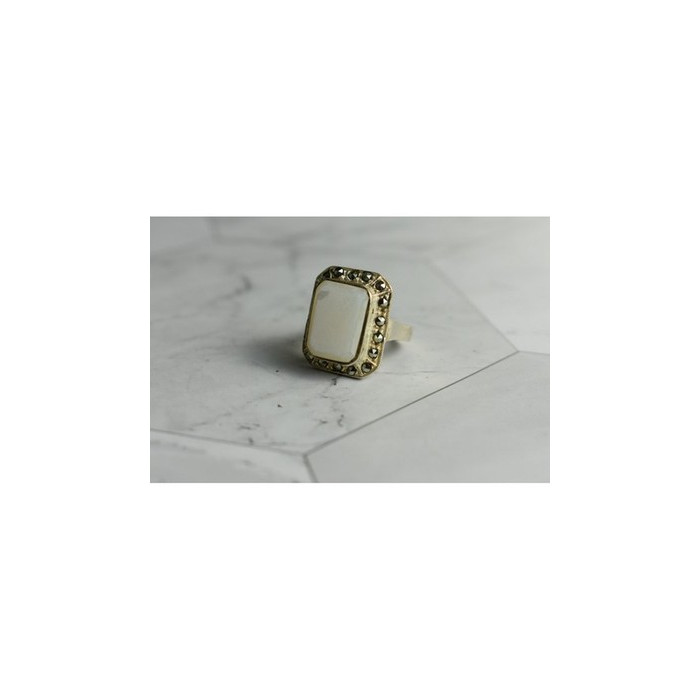 925 Sterling Silver Mother Of Pearl & Marcasites Ring Size 6.5