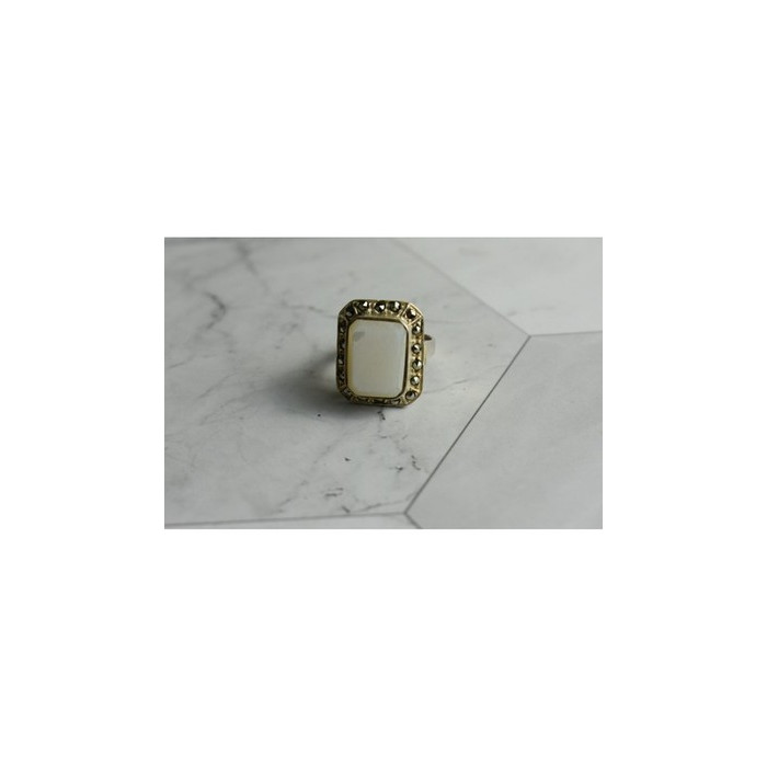 925 Sterling Silver Mother Of Pearl & Marcasites Ring Size 6.5