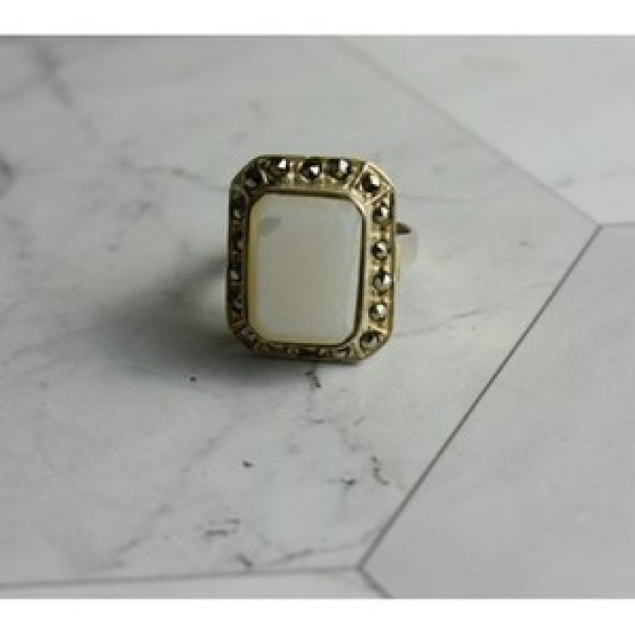 925 Sterling Silver Mother Of Pearl & Marcasites Ring Size 6.5