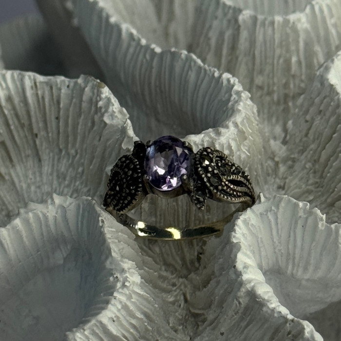 925 Sterling Silver Amethyst & Marcasite Ring Size 7