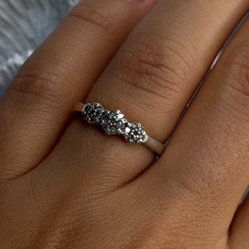 925 Sterling Silver White Spinel Flowers Ring Size 7