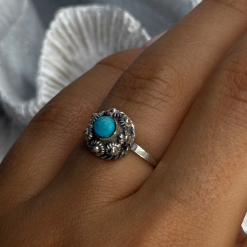 925 Sterling Silver Turquoise Ring Size 7