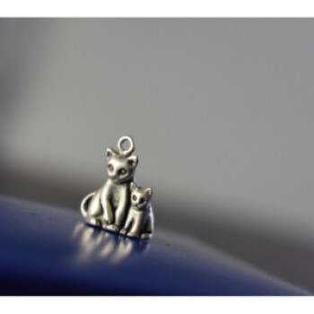 925 Sterling Silver Cats Pendant