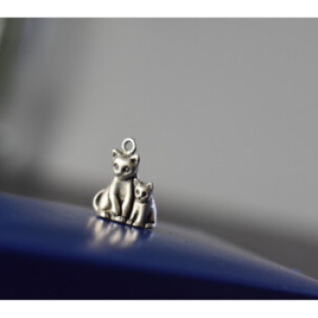 925 Sterling Silver Cats Pendant