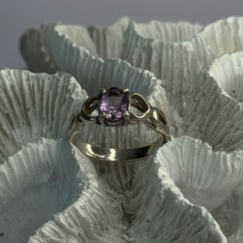 925 Sterling Silver Amethyst Ring Size 9.5
