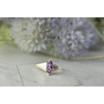 925 Sterling Silver Amethyst Ring Size 8