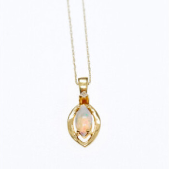 14K Yellow Gold Opal & Diamond Chain With Pendant