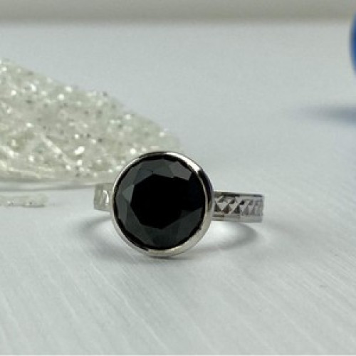 925 Sterling Silver Black Onyx Ring Size 8