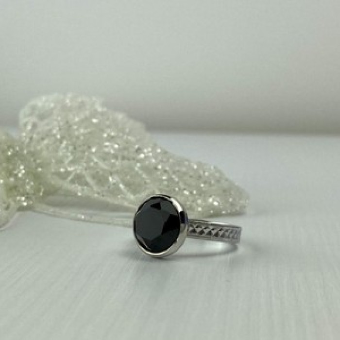 925 Sterling Silver Black Onyx Ring Size 8