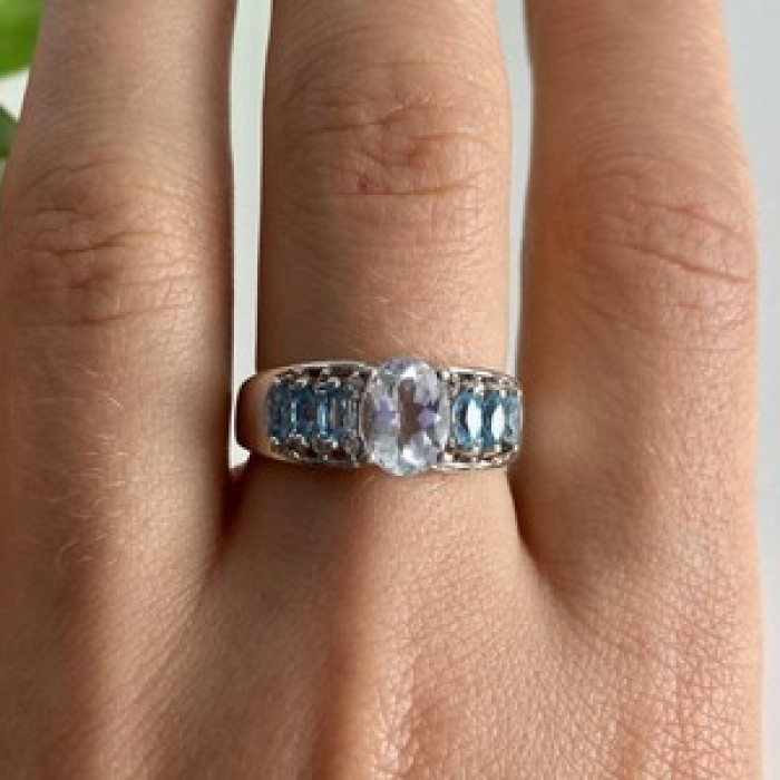 925 Sterling Silver Aquamarines Ring Size 8