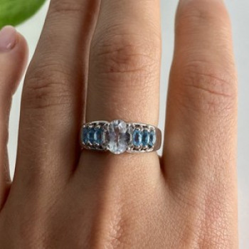 925 Sterling Silver Aquamarines Ring Size 8
