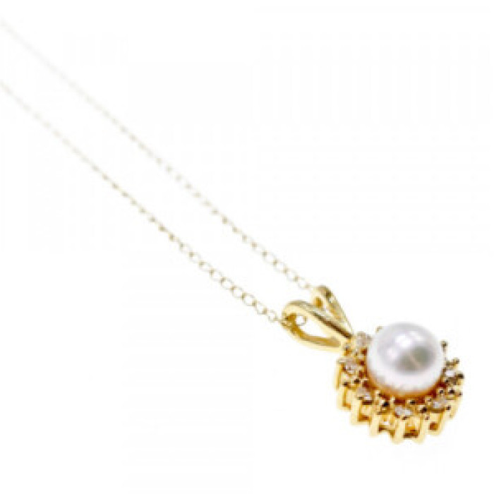 14K Yellow Gold Pearl & Diamonds Chain With Pendant