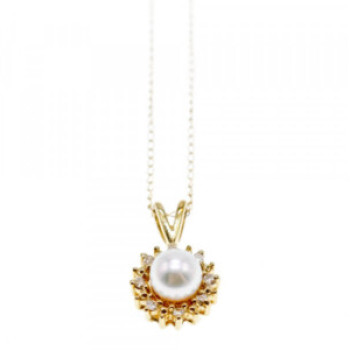 14K Yellow Gold Pearl & Diamonds Chain With Pendant