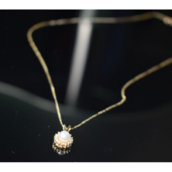14K Yellow Gold Pearl & Diamonds Chain With Pendant
