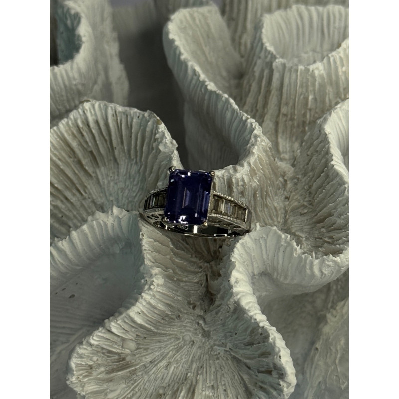 925 Sterling Silver CZ Ring Size 6