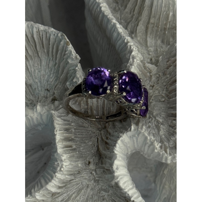 925 Sterling Silver Shiny Amethyst Ring Size 7