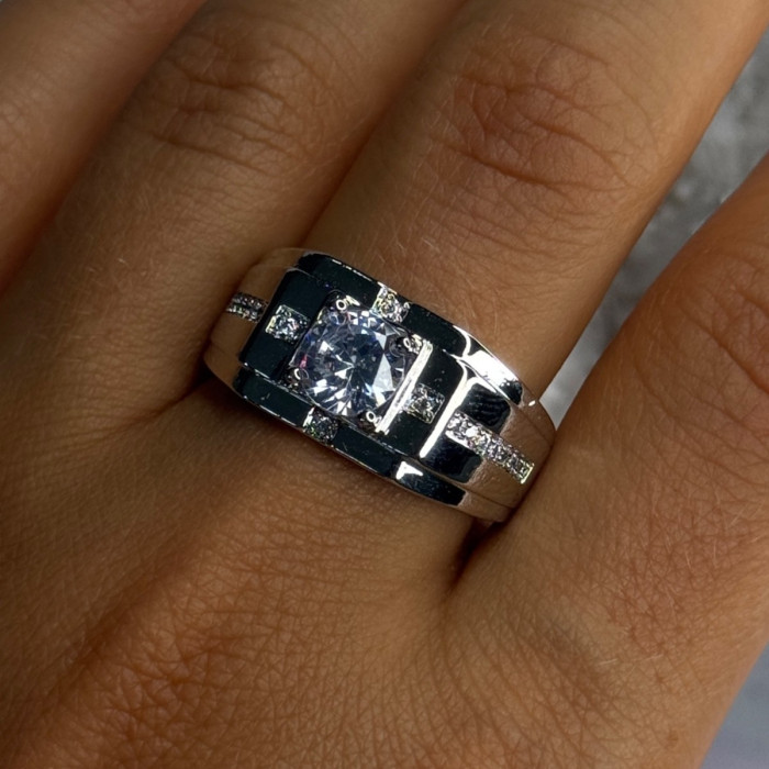 Mens 925 Sterling Silver CZ Ring Size 9.5