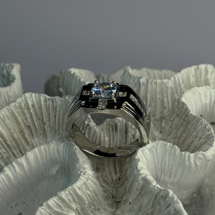 Mens 925 Sterling Silver CZ Ring Size 9.5