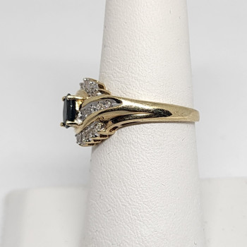 10K Yellow Gold Blue & White Sapphire Ring Size 6