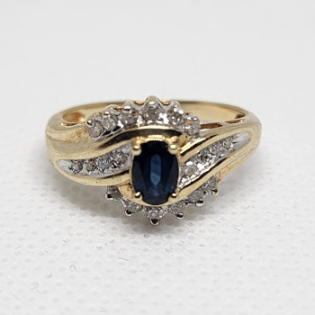 10K Yellow Gold Blue & White Sapphire Ring Size 6