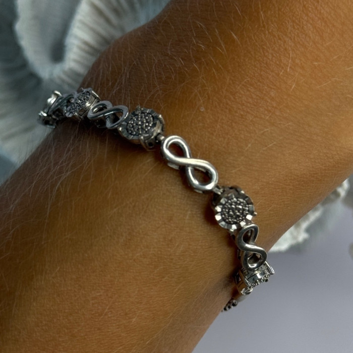 925 Sterling Silver Infinity Heart Bracelet Length 6-8