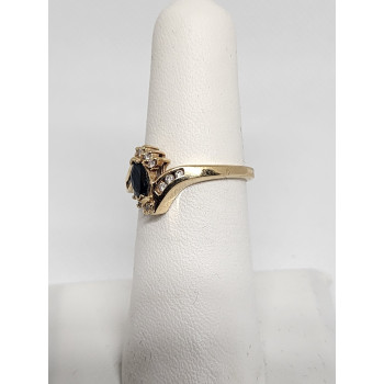 10K YELLOW GOLD SAPPHIRE & DIAMONDS RING  SIZE 5.5