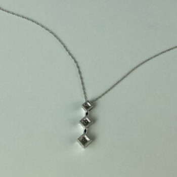 10K White Gold Diamonds Chain With Pendant
