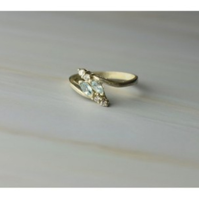 925 Sterling Silver Blue Spinel & CZ Ring Size 9