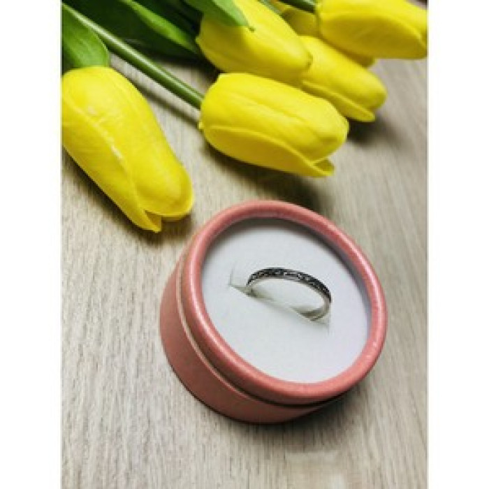 925 Sterling Silver Band Ring Size 9