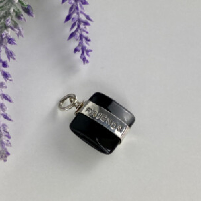 925 Sterling Silver Onyx Friends Pendant