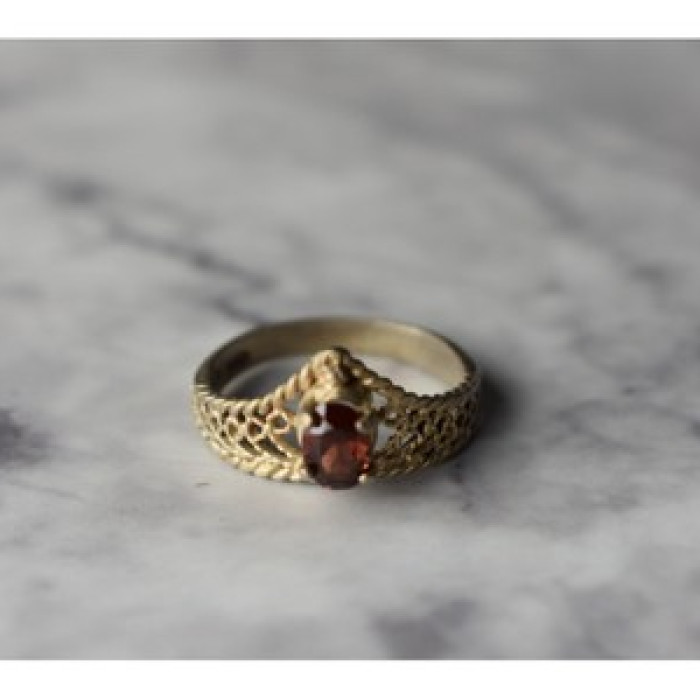 925 Sterling Silver Gold Plated Garnet Ring Size 5.5