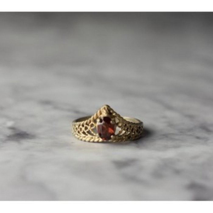 925 Sterling Silver Gold Plated Garnet Ring Size 5.5