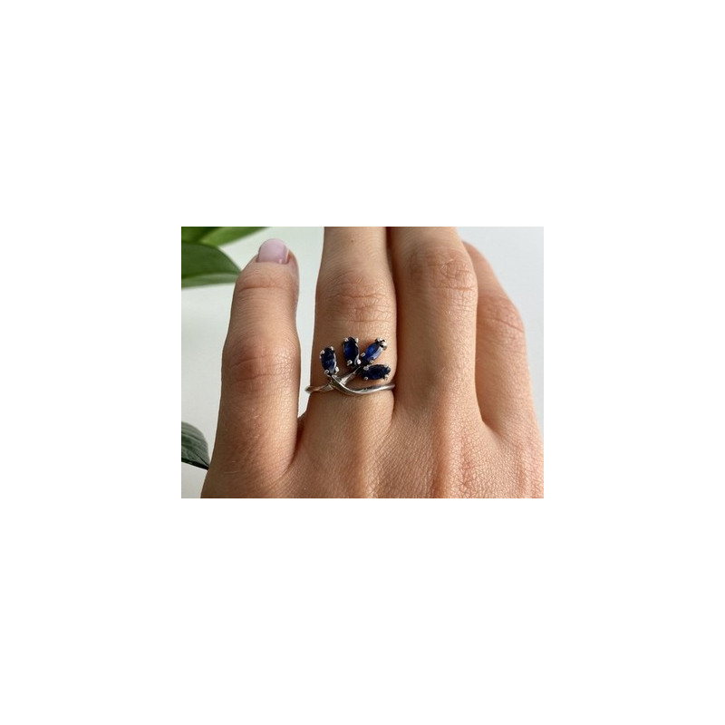 925 Sterling Silver Sapphires Ring Size 6.5