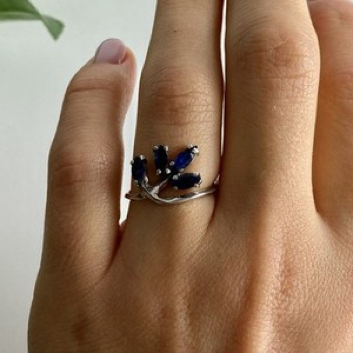 925 Sterling Silver Sapphires Ring Size 6.5