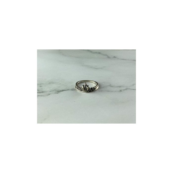 925 Sterling Silver White CZ Ring Size 5.5