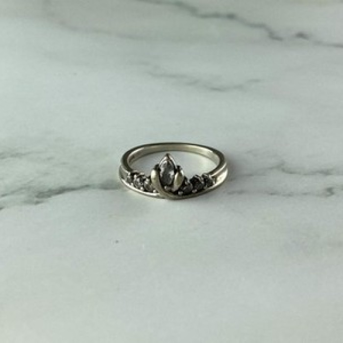 925 Sterling Silver White CZ Ring Size 5.5