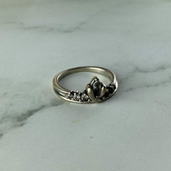 925 Sterling Silver White CZ Ring Size 5.5