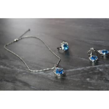 925 STERLING SILVER BLUE CZ ( IMITATION TOPAZ ) SET