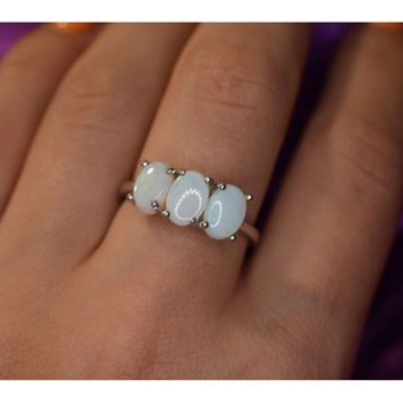 925 Sterling Silver Opal Ring Size 9