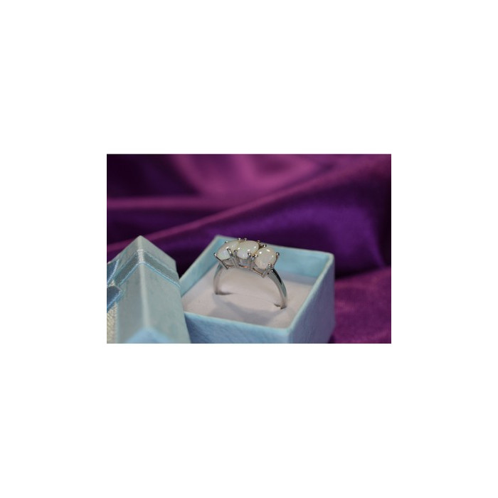 925 Sterling Silver Opal Ring Size 9