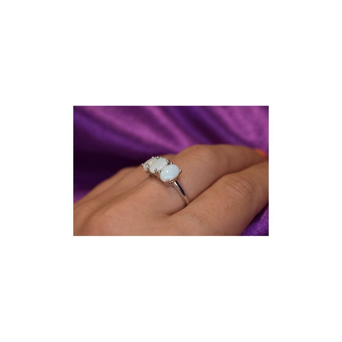 925 Sterling Silver Opal Ring Size 9