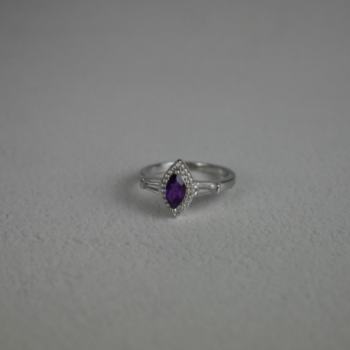 925 Sterling Silver Amethyst & Colorless Spinel Ring Size 8