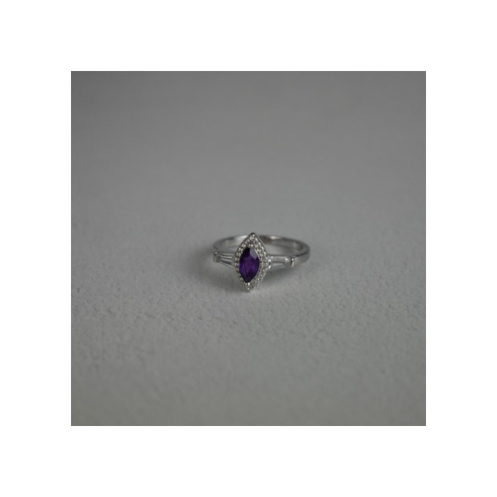 925 Sterling Silver Amethyst & Colorless Spinel Ring Size 8