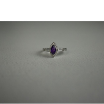 925 Sterling Silver Amethyst & Colorless Spinel Ring Size 8