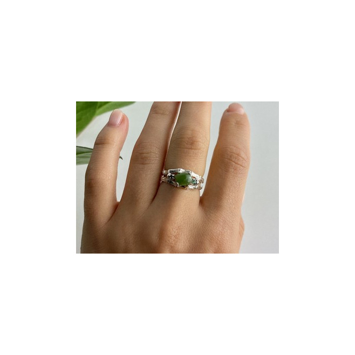 925 Sterling Silver Nephrite ( Jade ) & Emeralds Ring Size 8