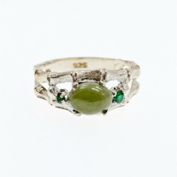 925 Sterling Silver Nephrite ( Jade ) & Emeralds Ring Size 8